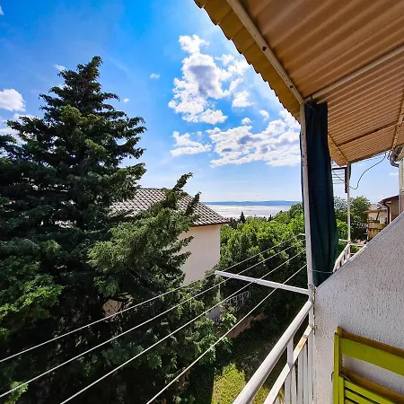 Roses Apartment Novi Vinodolski