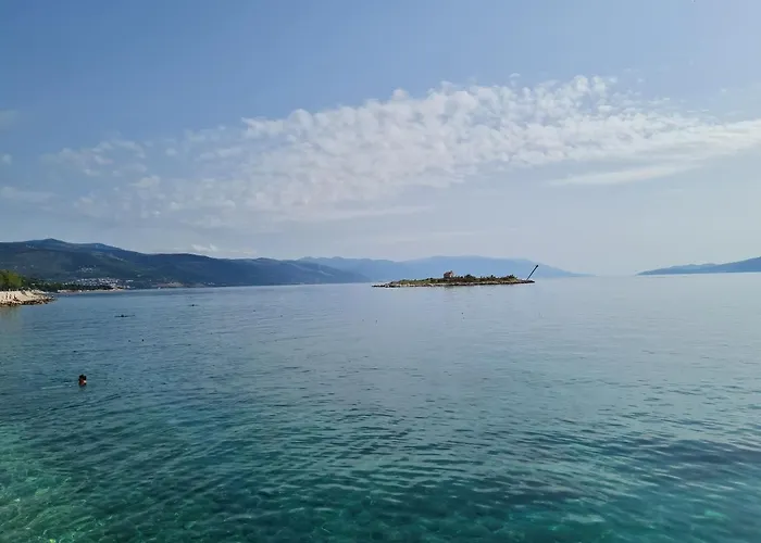 Roses 公寓 诺维·维诺多尔斯基